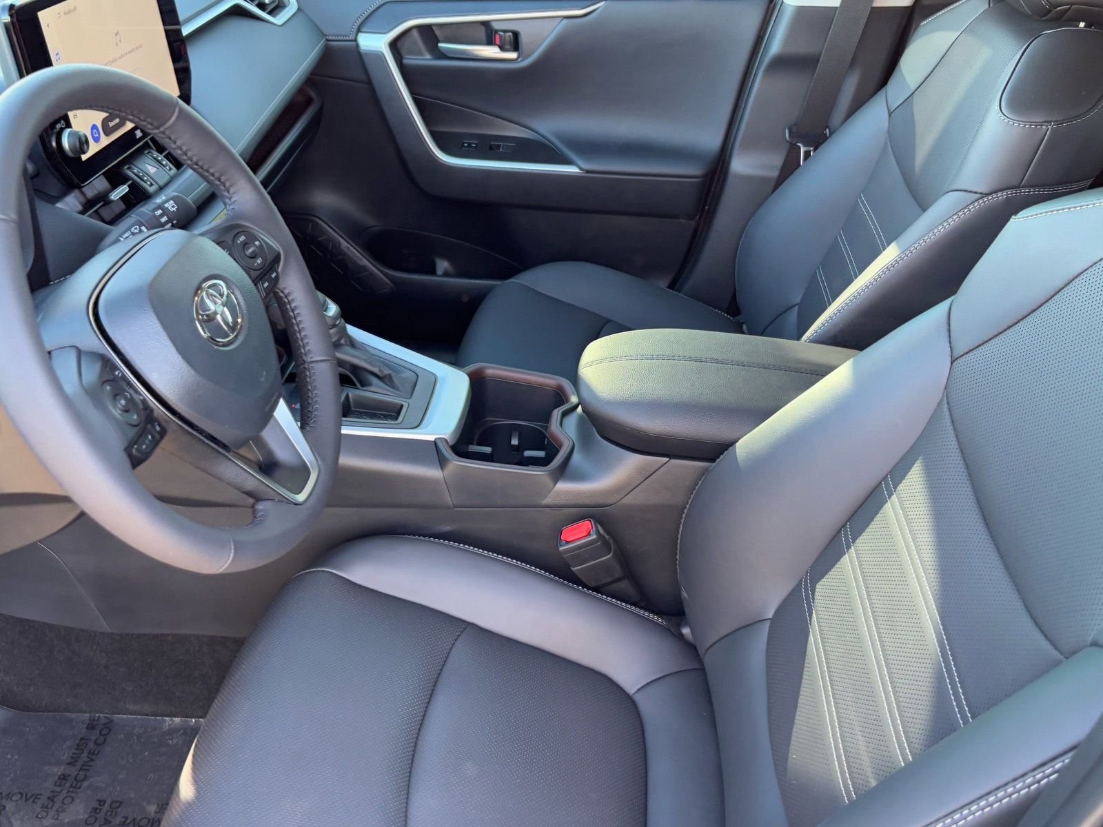 Used 2025 Toyota RAV4 Limited w/ Advanced Technology Package image 20