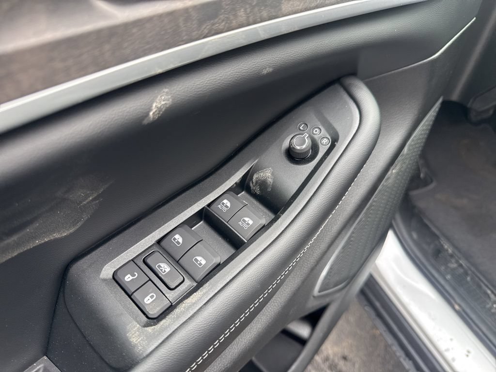 New 2026 Jeep Grand Cherokee Limited w/ Limited Altitude Package AWD/4WD image 19