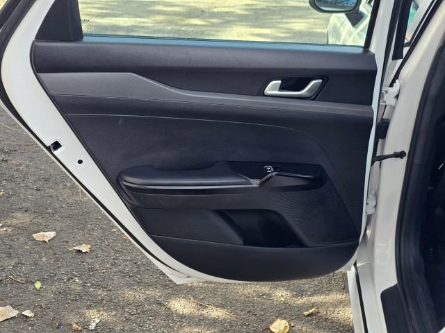 Used 2022 Kia K5 GT-Line image 13