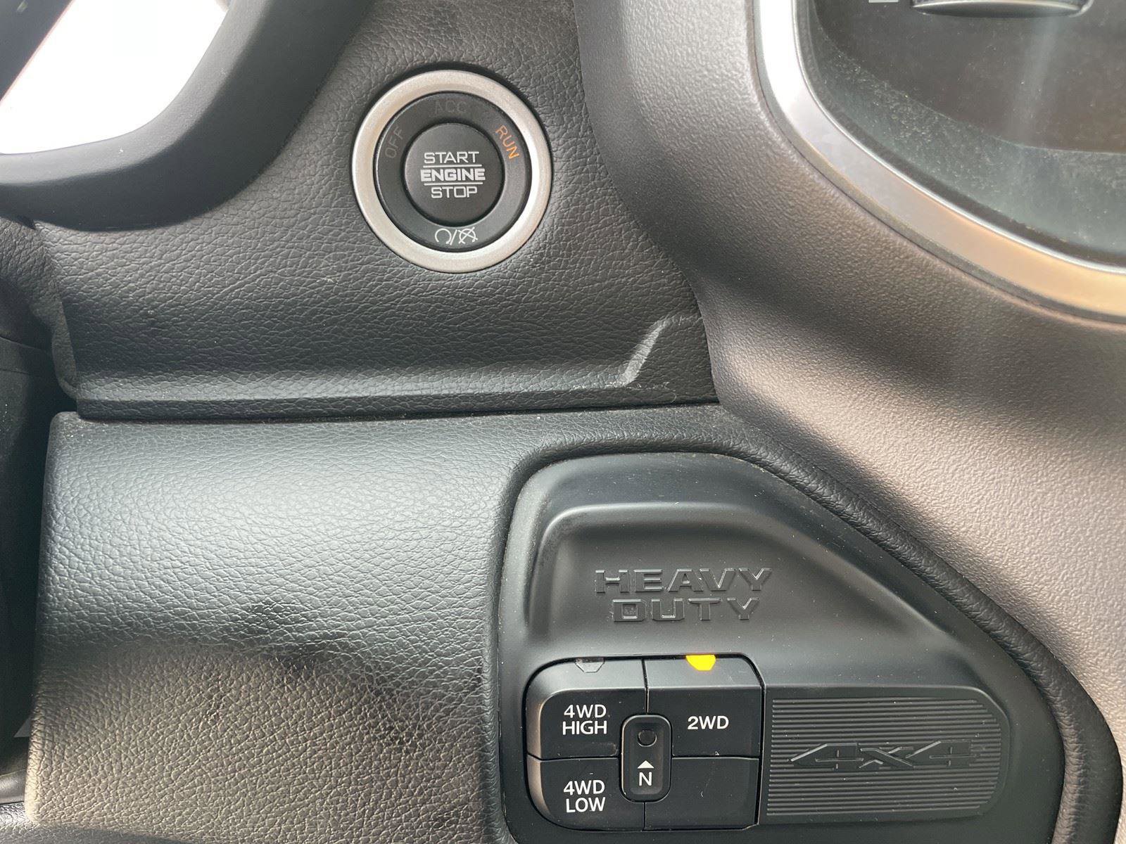 Used 2024 RAM 3500 Big Horn image 17