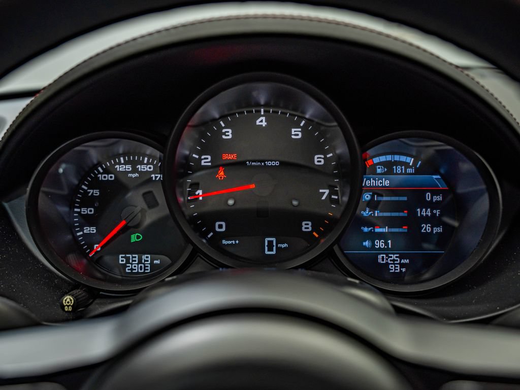 Used 2017 Porsche 718 Cayman RWD image 28