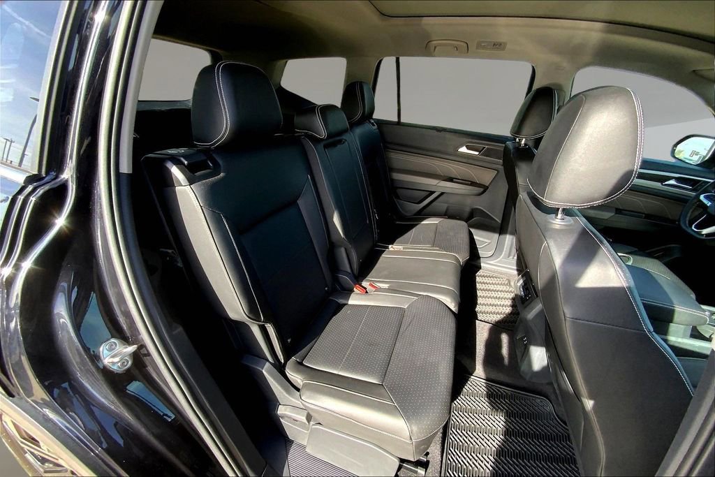 Used 2023 Volkswagen Atlas SE w/ Panoramic Sunroof Package image 26