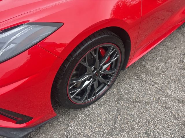 Used 2025 Chevrolet Corvette Stingray Preferred Cpe w/ Z51 Performance Package RWD image 3