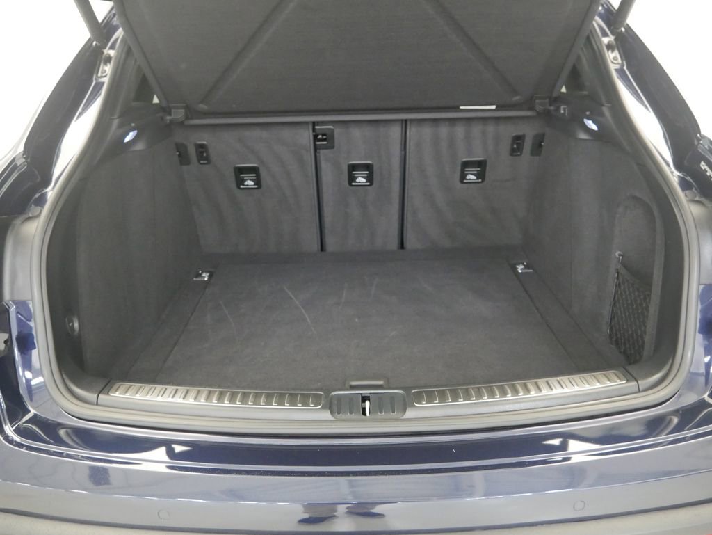 Certified 2023 Porsche Macan image 22