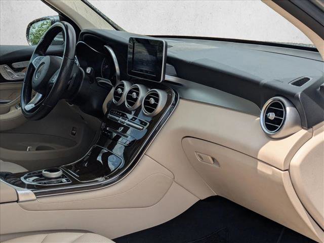 Used 2019 Mercedes-Benz GLC 300 image 22