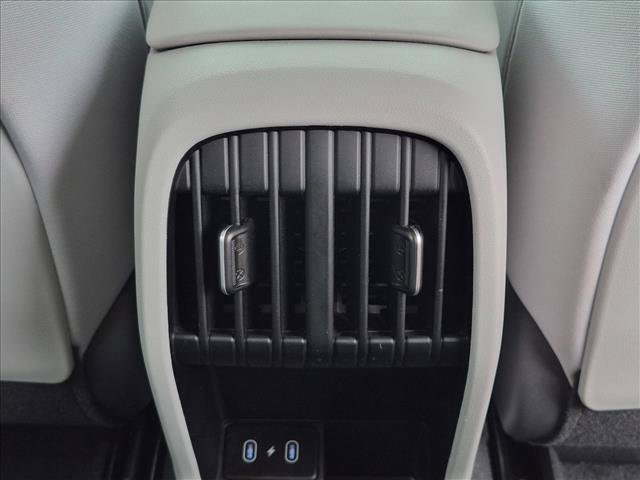 Used 2025 Hyundai Kona SEL FWD image 16