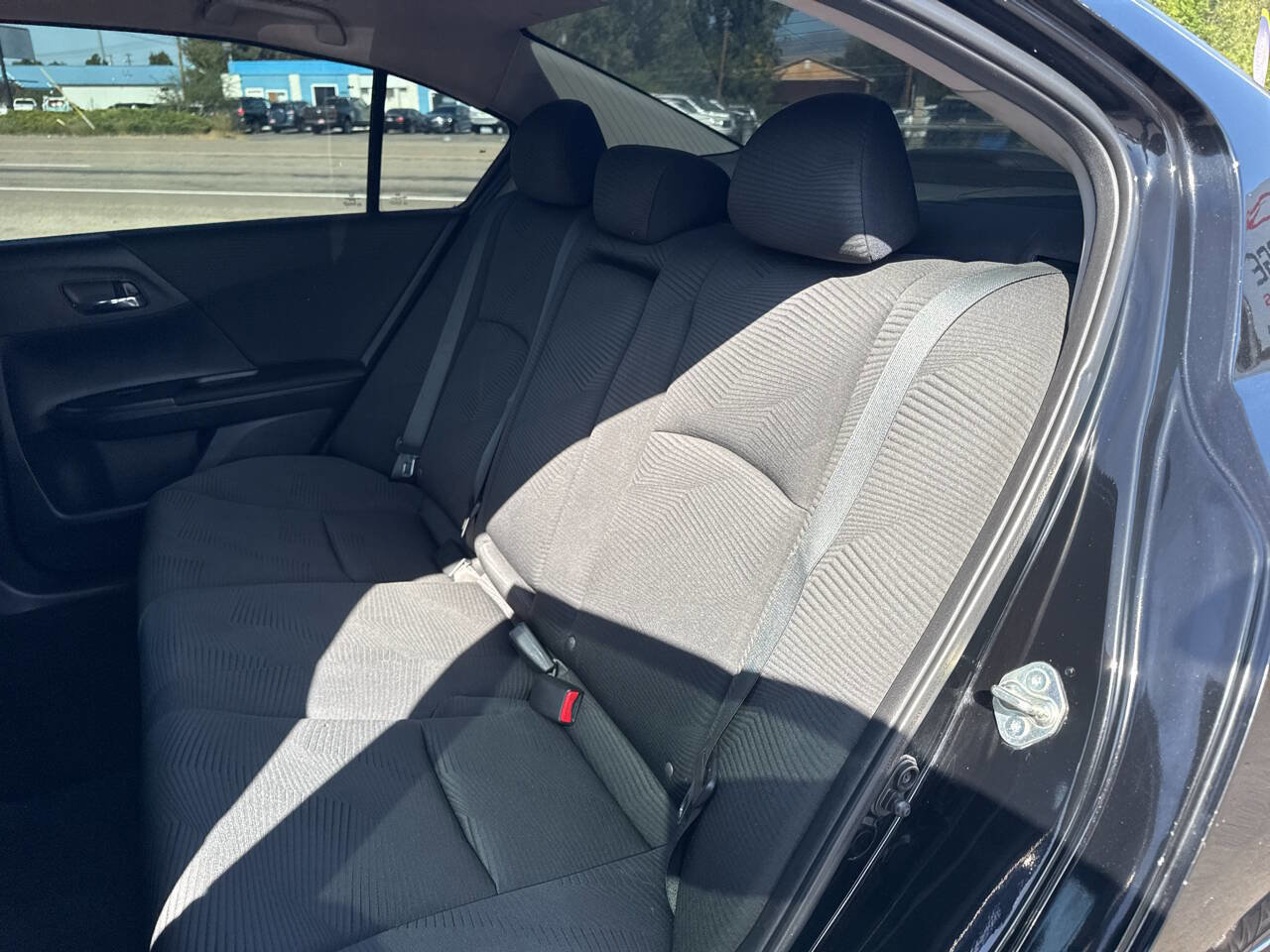 Used 2015 Honda Accord LX image 15