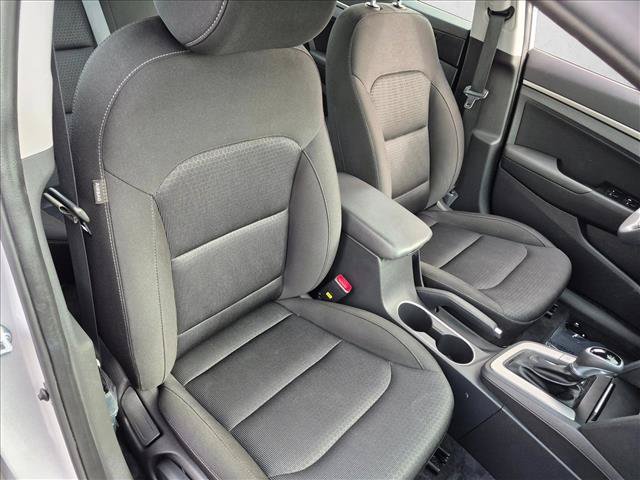 Used 2018 Hyundai Elantra SEL FWD image 16