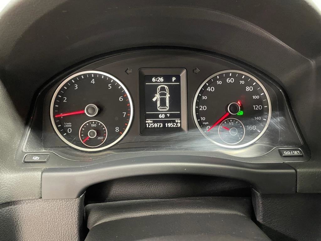 Used 2012 Volkswagen Tiguan S image 28