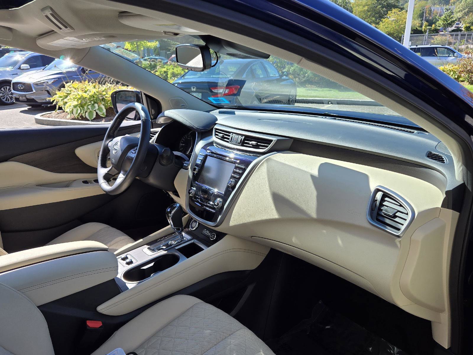 Used 2023 Nissan Murano Platinum w/ Cargo Package image 18