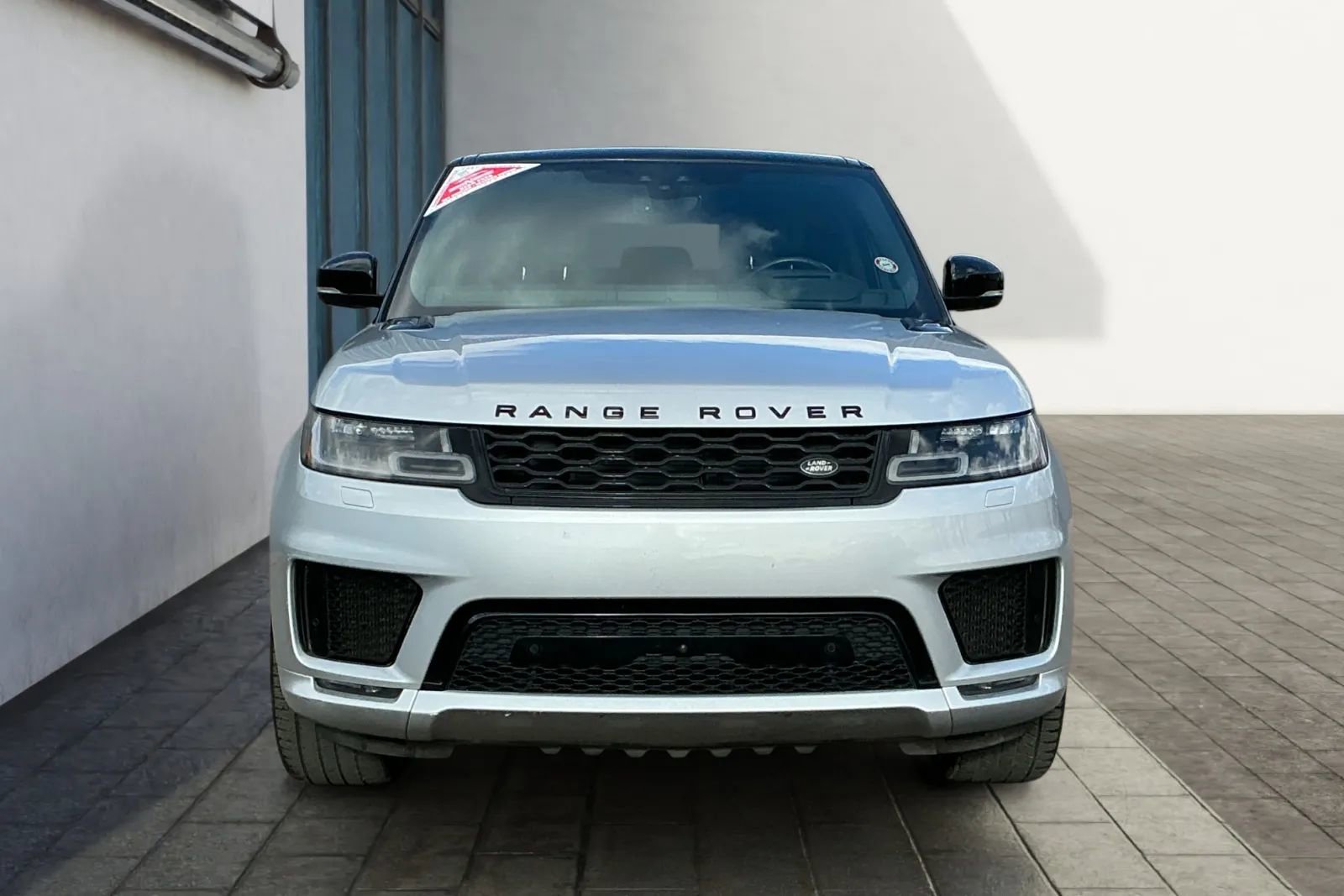 Used 2020 Land Rover Range Rover Sport HSE Dynamic image 7