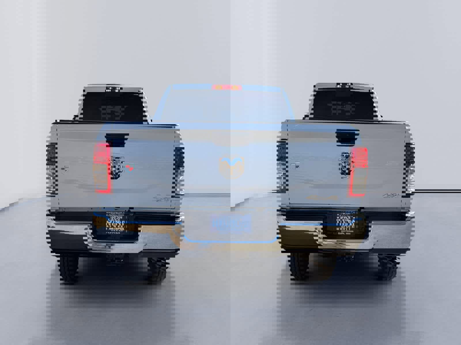 Used 2024 RAM 2500 Tradesman w/ Chrome Appearance Group image 4