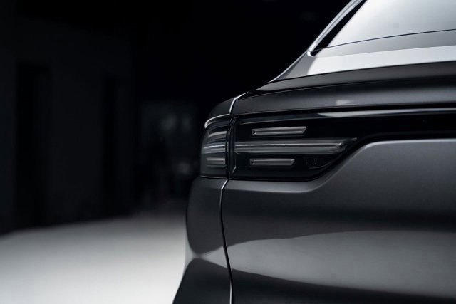 Used 2023 Porsche Cayenne Turbo image 18