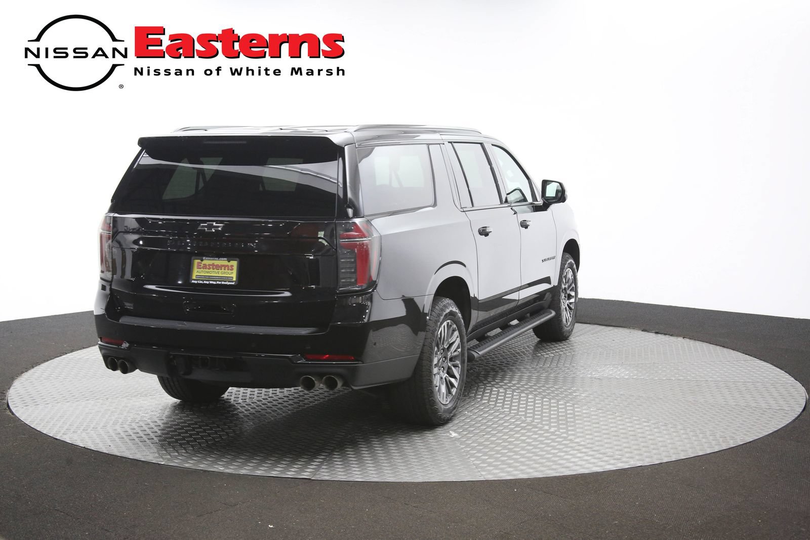Used 2025 Chevrolet Suburban Z71 AWD/4WD image 43