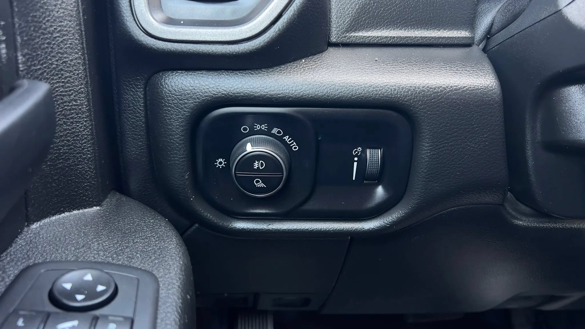Used 2021 RAM 2500 Tradesman w/ Safety Group AWD/4WD image 35