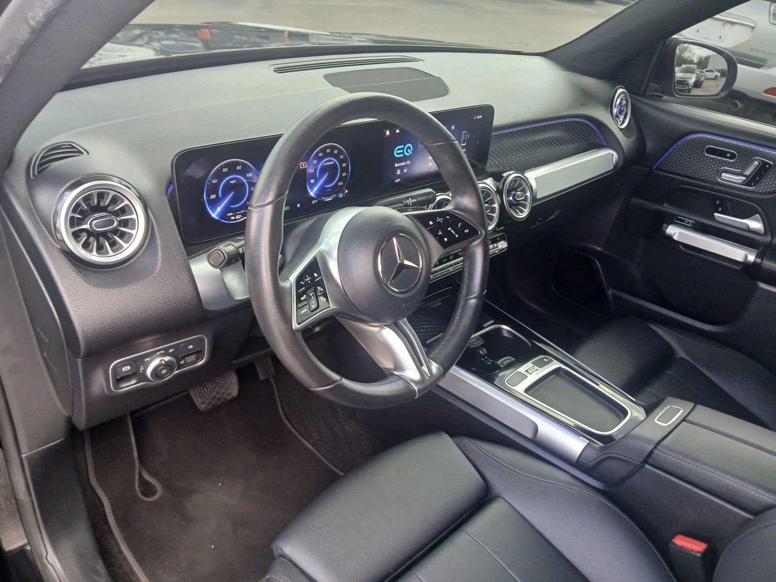 Used 2024 Mercedes-Benz EQB 300 4MATIC w/ Winter Package image 7