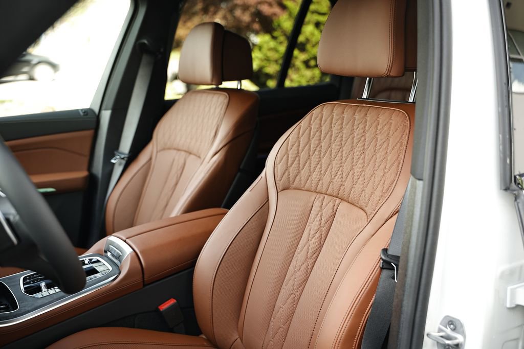 New 2026 BMW X5 xDrive50e w/ M Sport Package image 22