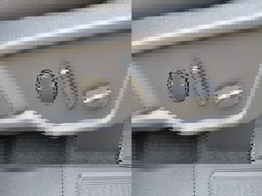 New 2025 Ford Bronco Badlands image 24