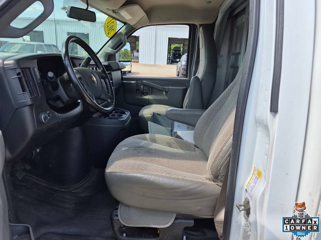 Used 2021 Chevrolet Express 3500 w/ Power Convenience Package RWD image 9