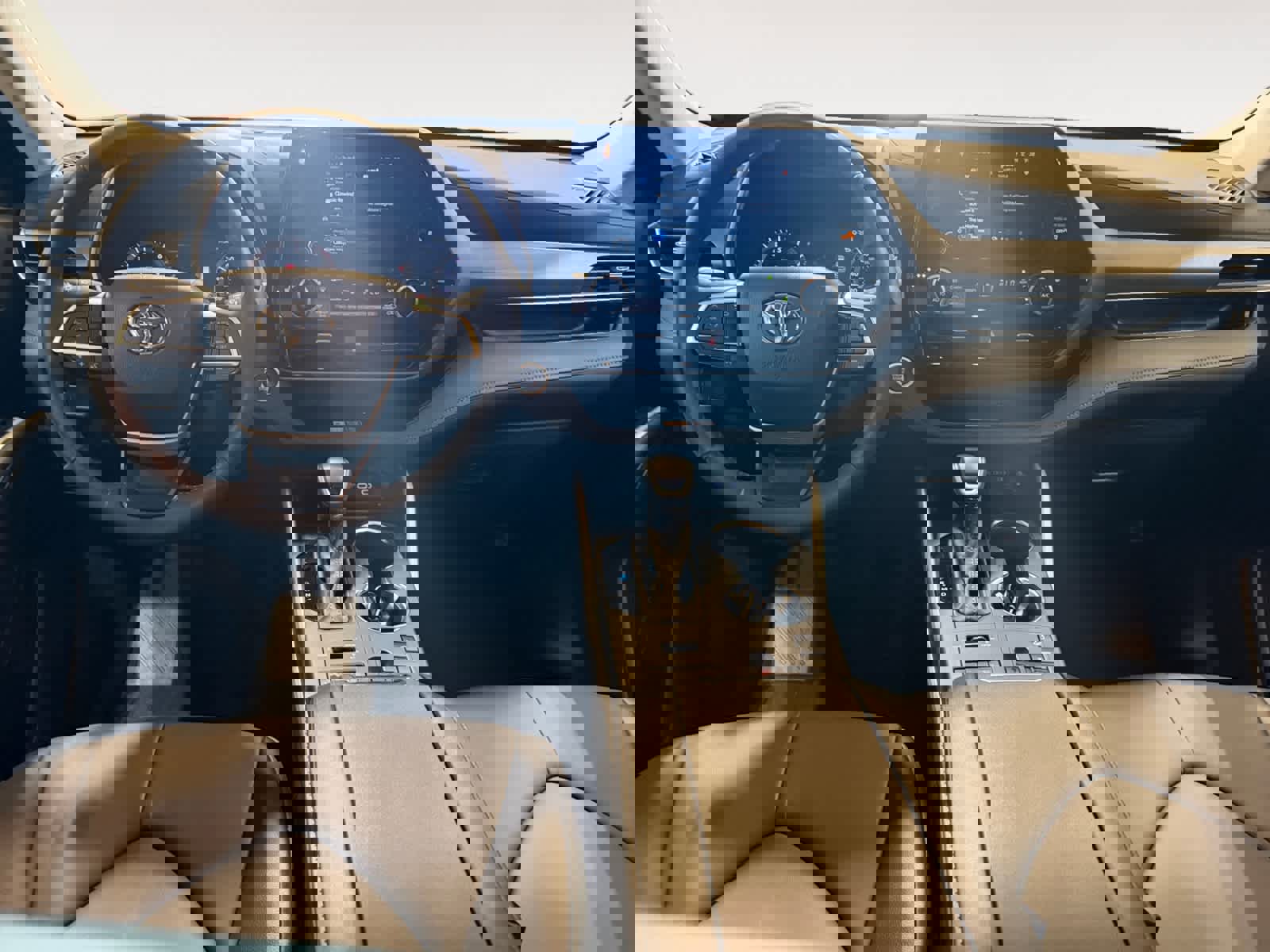 Used 2025 Toyota Highlander XLE image 11