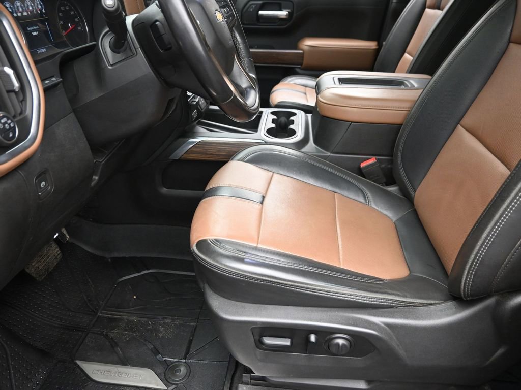 Used 2021 Chevrolet Silverado 1500 High Country w/ Technology Package image 13