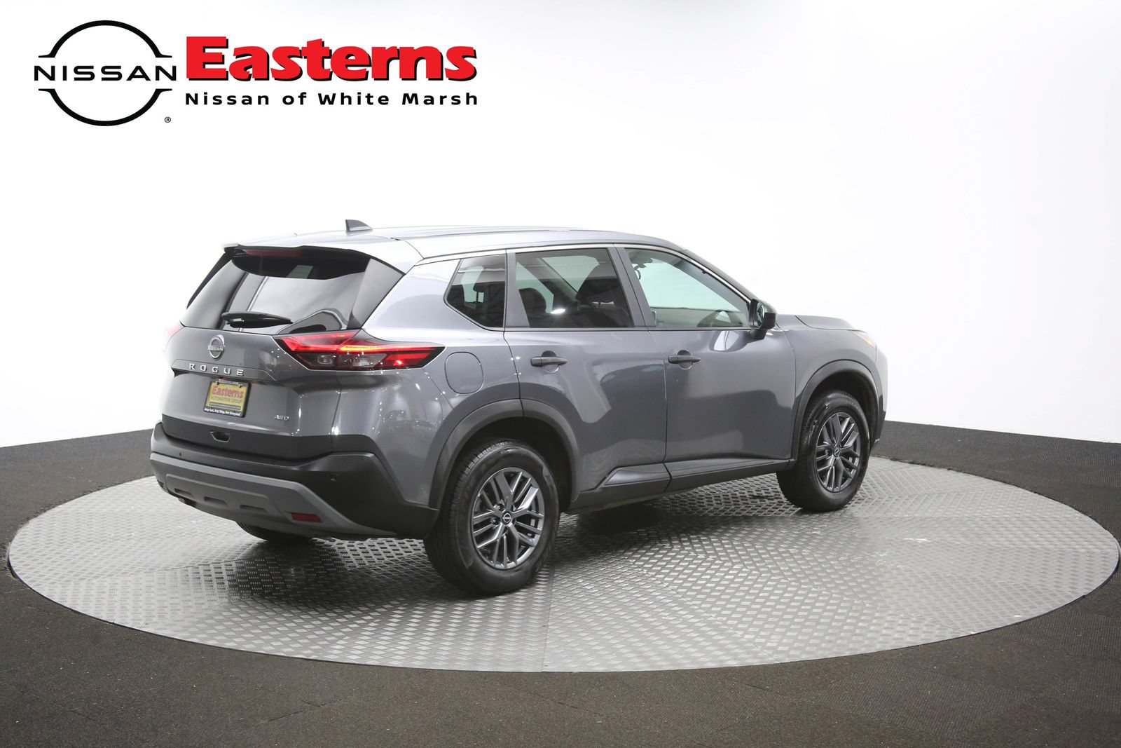 Used 2023 Nissan Rogue S AWD/4WD image 41