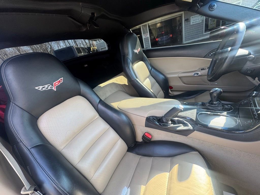 Used 2010 Chevrolet Corvette Grand Sport w/ Preferred Equipment Group image 37