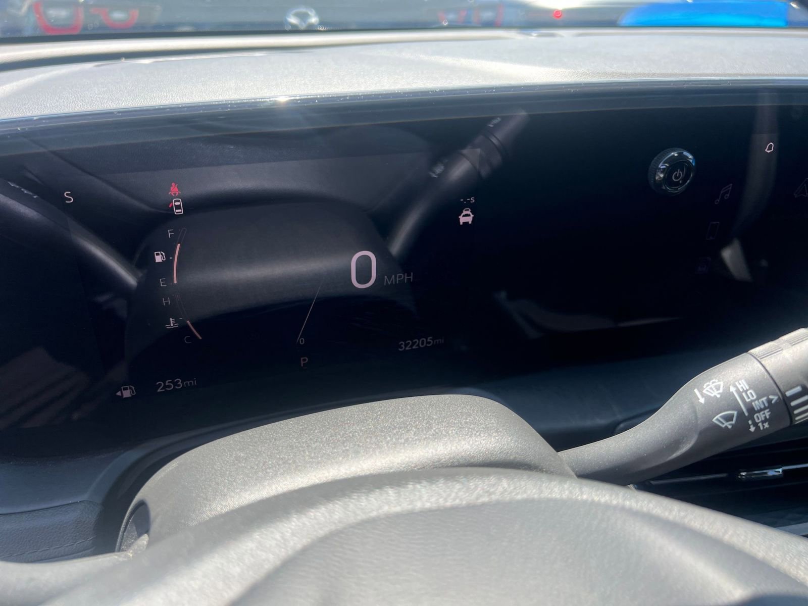 Used 2025 Buick Encore GX Preferred FWD image 40