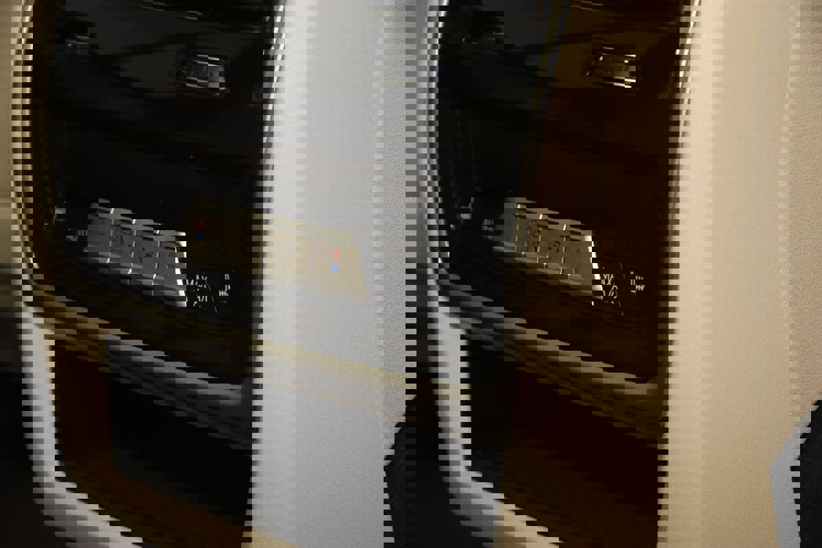 Used 2022 BMW X5 xDrive45e AWD/4WD image 15