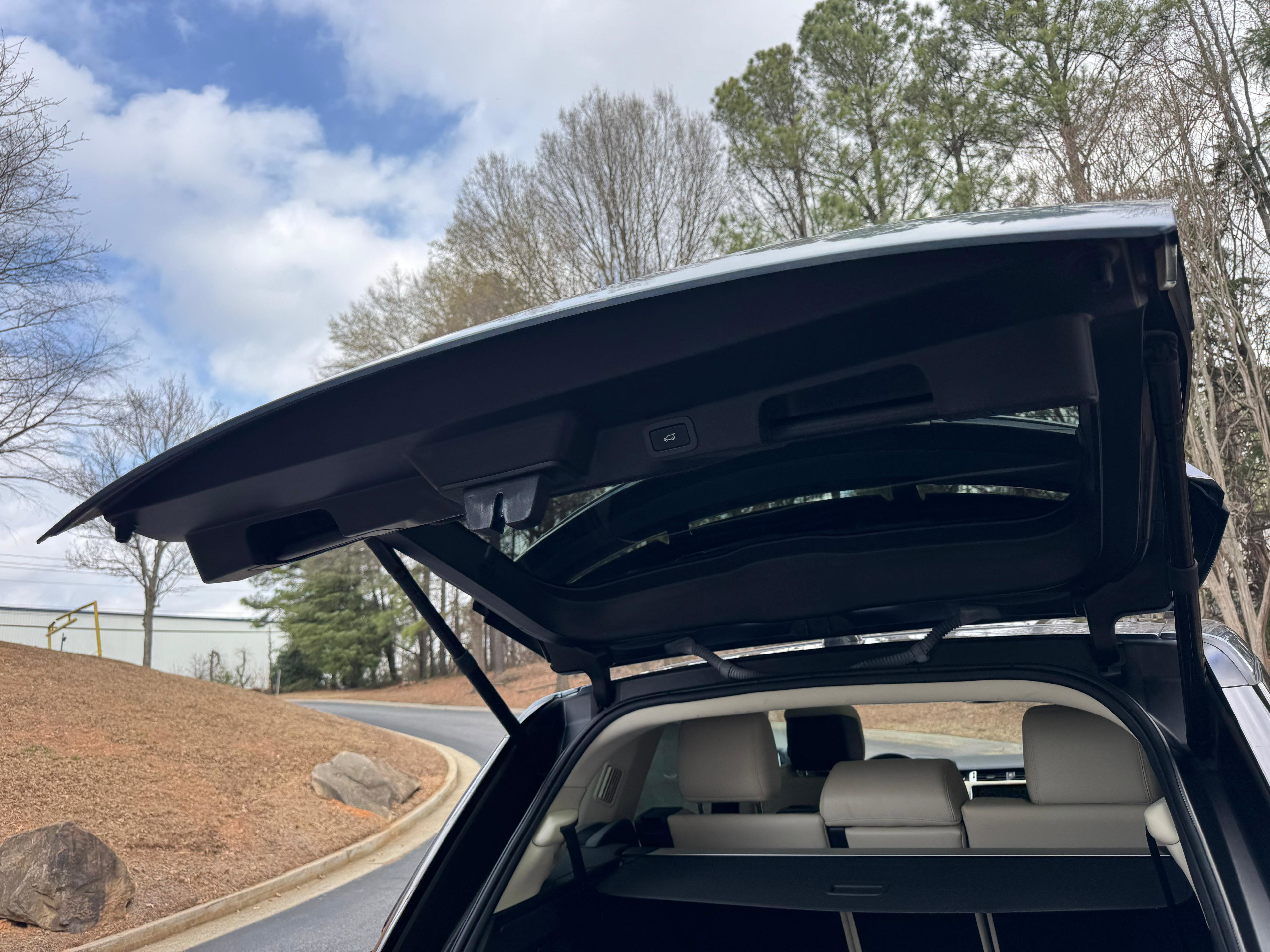 Used 2019 Land Rover Range Rover Sport HSE AWD/4WD image 33