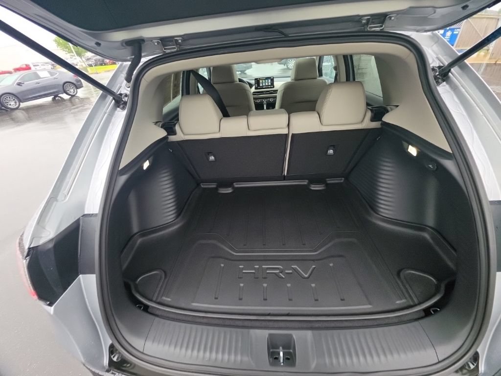 Used 2025 Honda HR-V EX-L image 28
