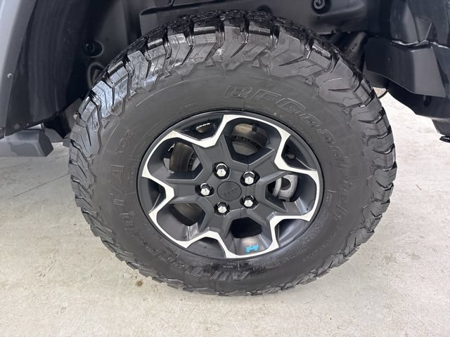 Used 2023 Jeep Wrangler Unlimited Rubicon 4xe w/ Cold Weather Group AWD/4WD image 11