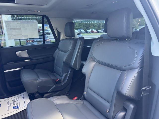 New 2025 Ford Expedition Max Active image 16