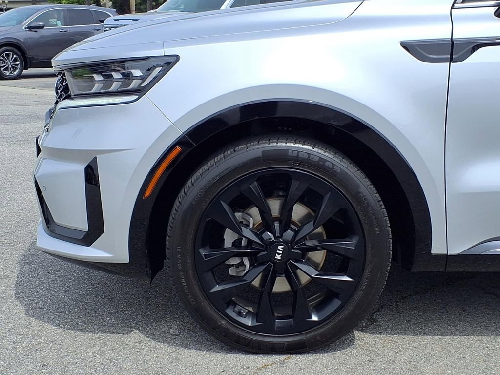 Used 2021 Kia Sorento SX image 16