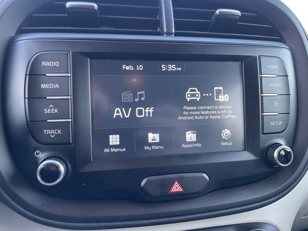 Used 2020 Kia Soul LX FWD image 11