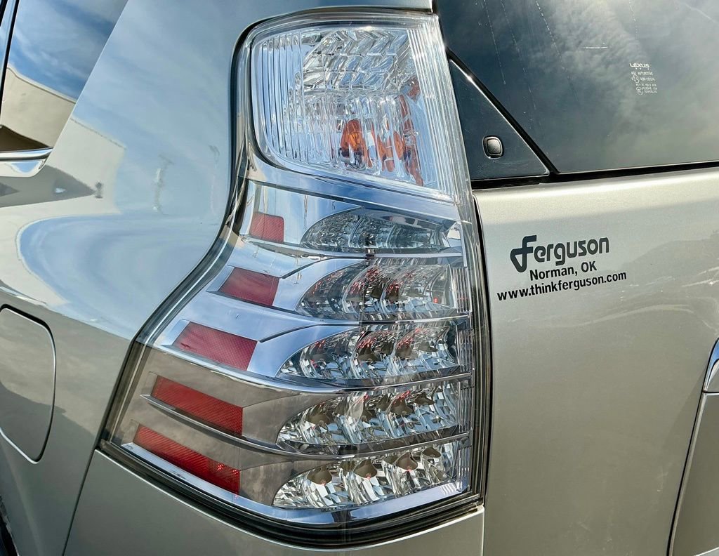 Used 2020 Lexus GX 460 Premium w/ Premium Package AWD/4WD image 14