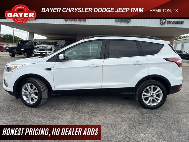 Used 2018 Ford Escape SE w/ SE Sync 3 Package FWD image 2