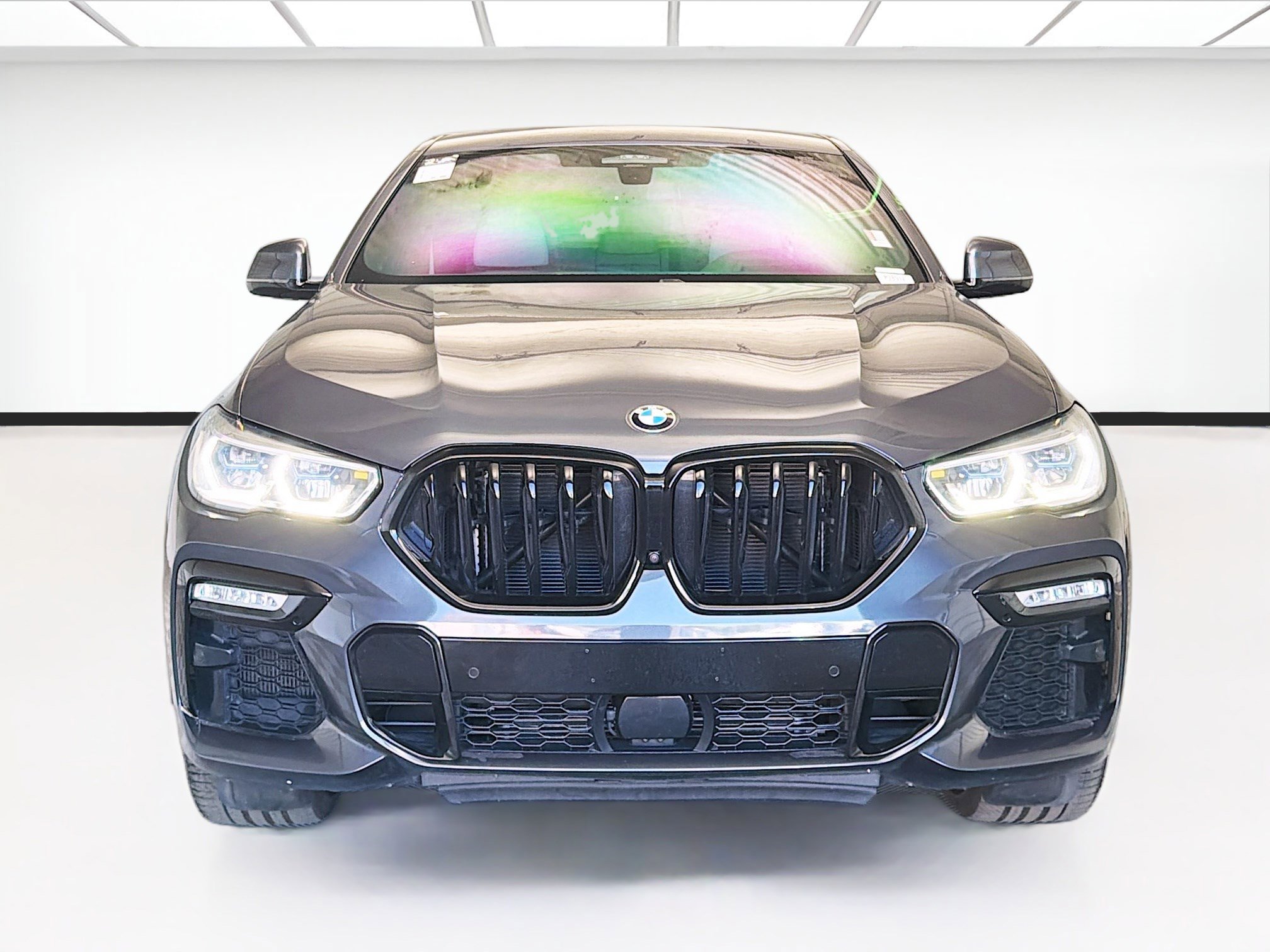 Used 2020 BMW X6 M50i w/ Executive Package image 2