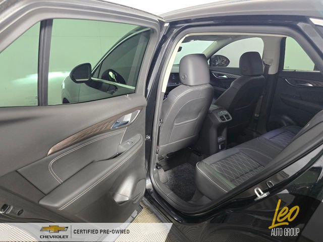 Used 2023 Buick Envision Avenir image 17