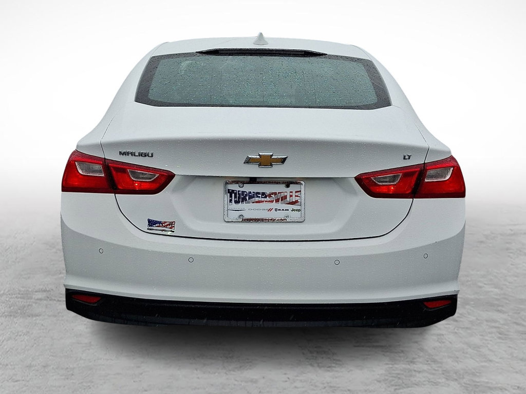 Used 2025 Chevrolet Malibu LT image 4