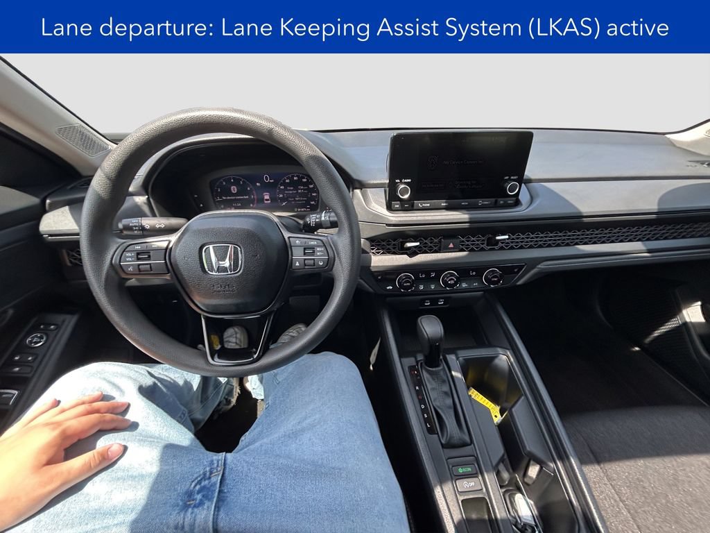 Used 2025 Honda Accord SE image 15