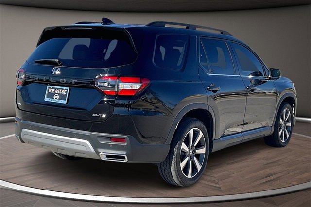 Used 2023 Honda Pilot Elite image 2