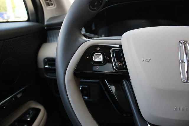 Used 2024 Lincoln Corsair FWD w/ Equipment Group 101A image 12