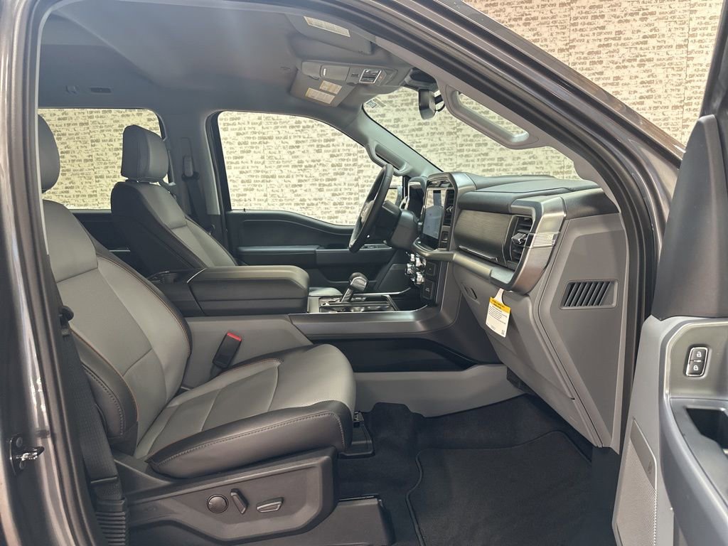 New 2026 Ford F150 Lariat w/ Equipment Group 501A Mid image 11