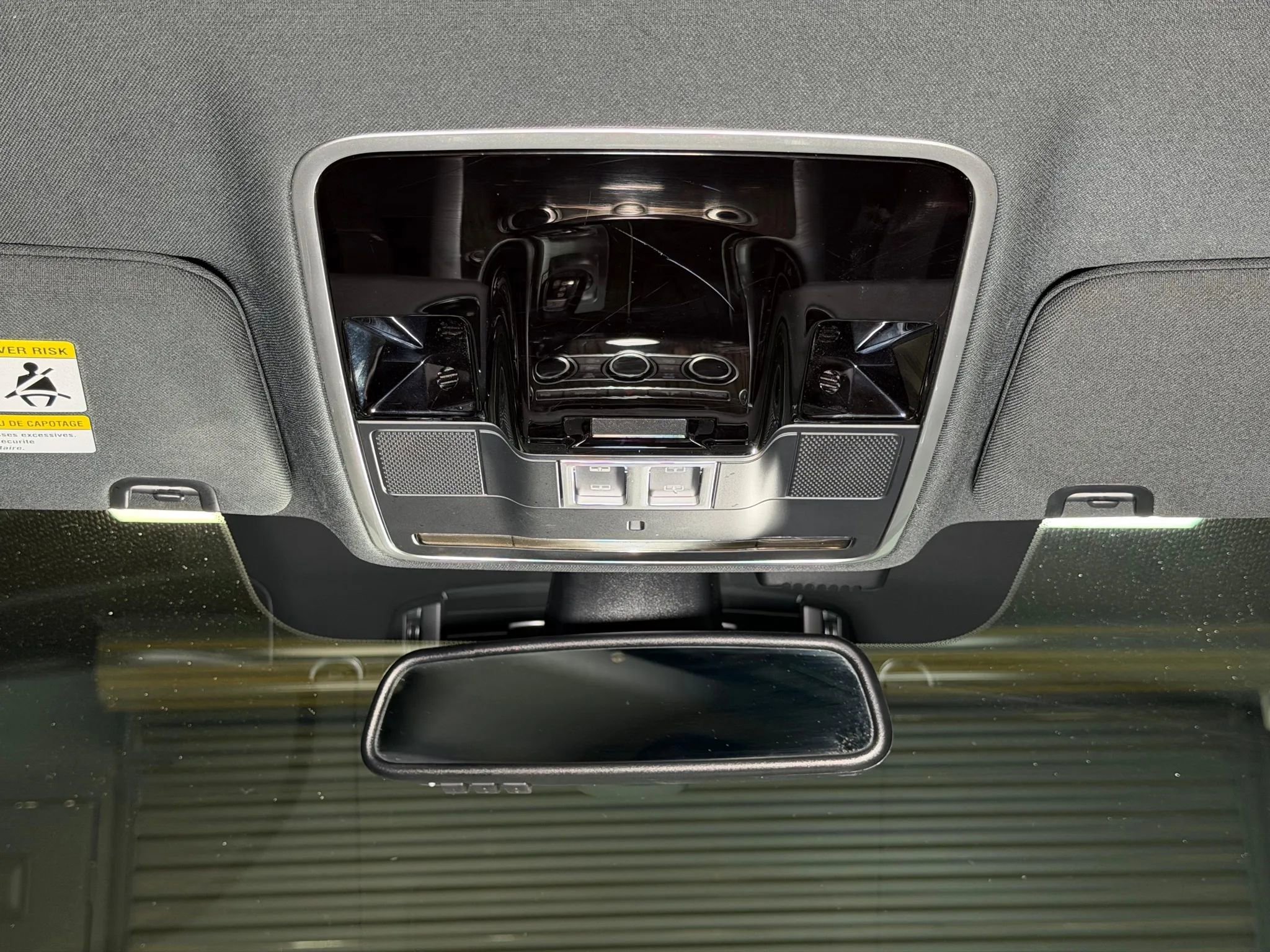 Used 2014 Land Rover Range Rover Sport SE image 19