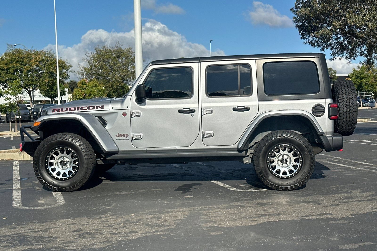 Used 2018 Jeep Wrangler Unlimited Rubicon AWD/4WD image 7