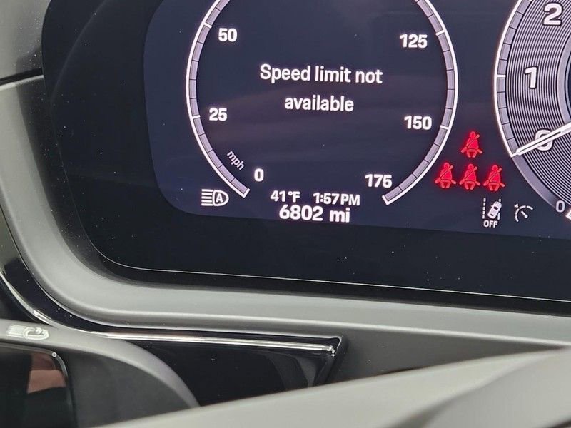 Certified 2025 Porsche Cayenne image 21