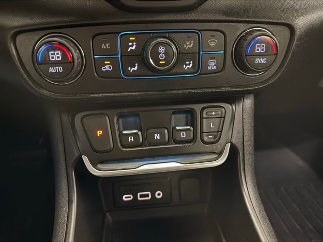 Used 2019 GMC Terrain Denali w/ Advanced Safety Package image 24