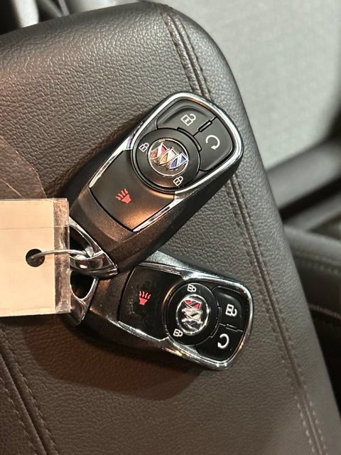 Used 2023 Buick Encore GX Preferred w/ Cold Weather Comfort Package AWD/4WD image 78