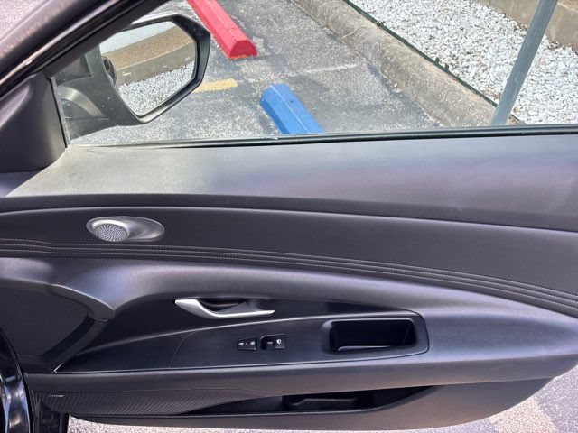 Used 2024 Hyundai Elantra Limited FWD image 55